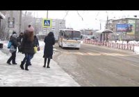 Остановки общественного транспорта в Ангарске в плачевном состоянии — настоящий гололед