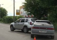 Сразу три автомобиля попали в дорожно-транспортное происшествие на Чайковского недалеко от перекрестка с улицей Макаренко