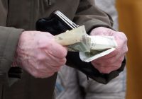 Пожилой ангарчанин отдал четверть миллиона рублей мошенникам