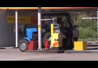 Причиной резкого роста цен на бензин в России является деятельность посредников Причиной резкого роста цен на бензин в России является деятельность посредников