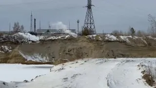 А теперь оцените масштабы незаконно разработанного карьера неподалеку от СНТ Этилен.