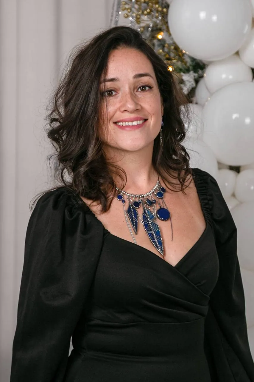 Уважаемые Татьяны и их знакомые, отправляйте в комментарии рассказы о себе! А потом вместе выберем самую популярную Татьяну Ангарска по мнению зрителей нашего телеканала и возьмём интервью!