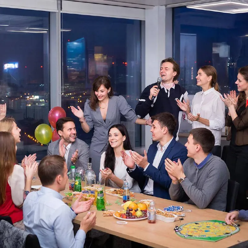 🥂 Каждый десятый использует новогодние корпоративы с коллегами, чтобы завести интрижку. 🥂 Каждый десятый использует новогодние корпоративы с коллегами, чтобы завести интрижку.