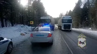 Тридцать семь дорожно-транспортных происшествия, которые унесли жизни и здоровье людей, зарегистрировали на дорогах Прибайкалья за минувшую неделю.