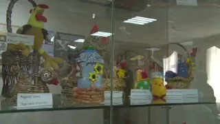 Атмосфера уюта и весеннего настроения воцарилась в холле Дворца ветеранов «Победа».