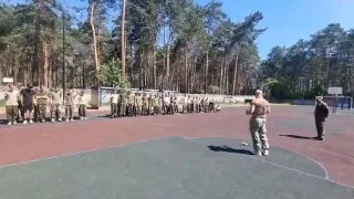С работой ангарского отряда мобильного особого назначения «Баргузин» познакомились ученики шестой школы.