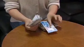 Спрос на наличные могут увеличить новые правила финансового контроля, которые вступают в силу с начала осени.